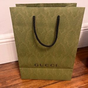 Gucci shopping bag